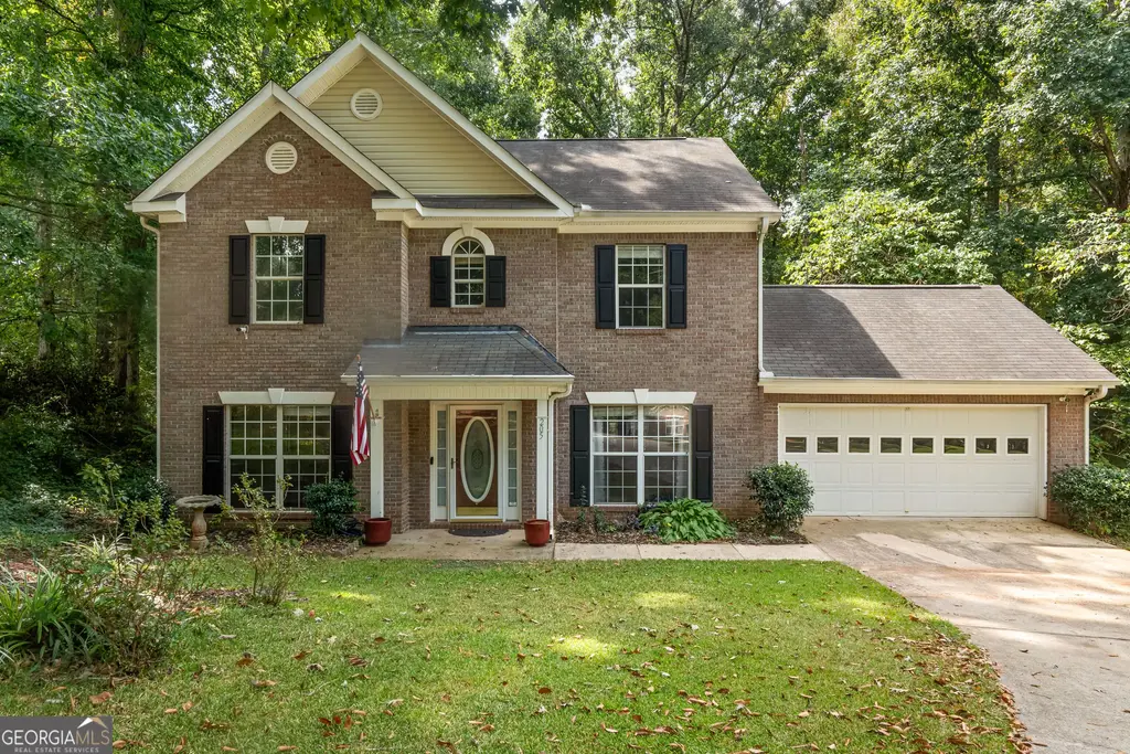 205 Foxdale Court, Lagrange