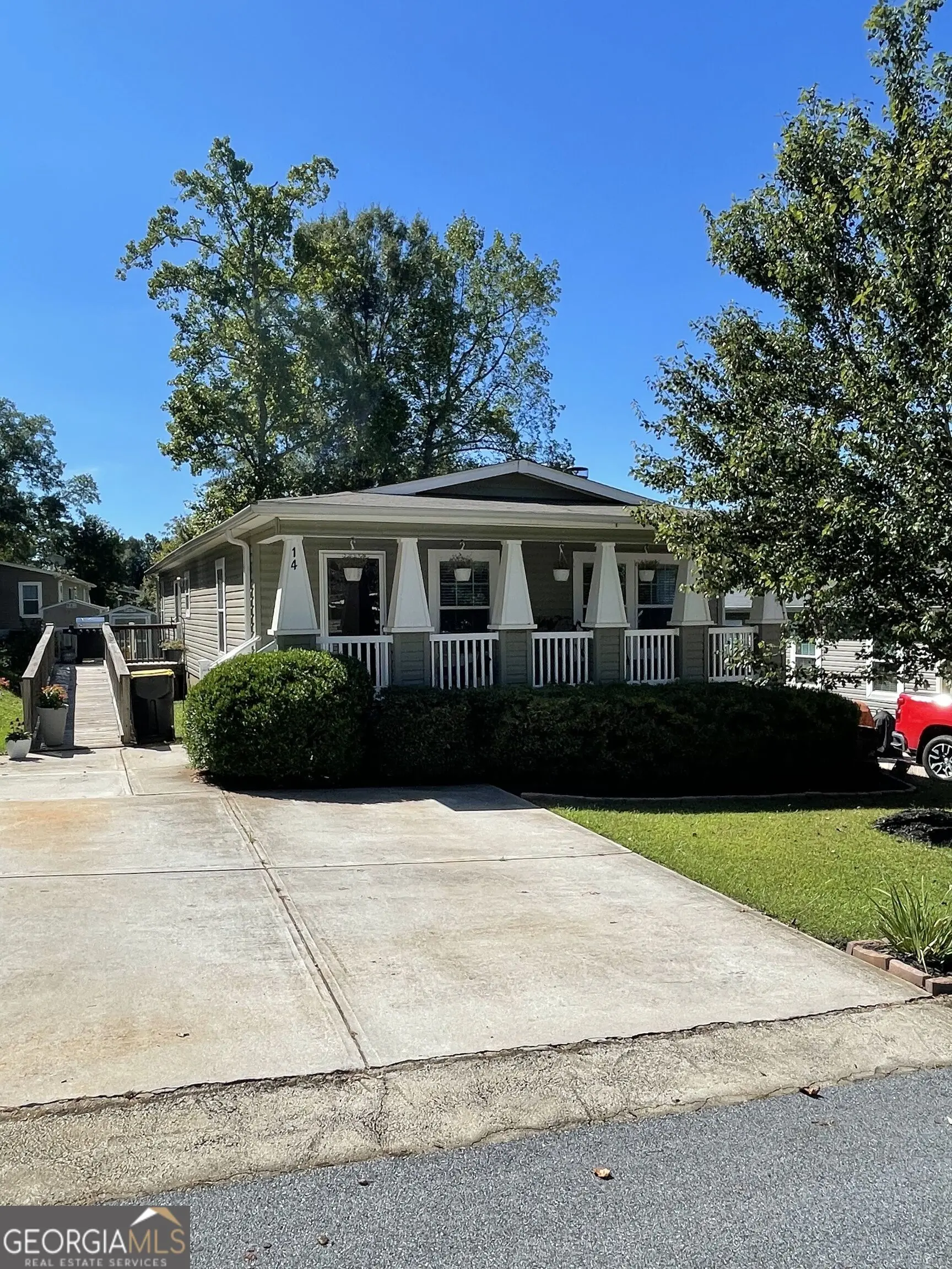 Photo of Listing #10849421