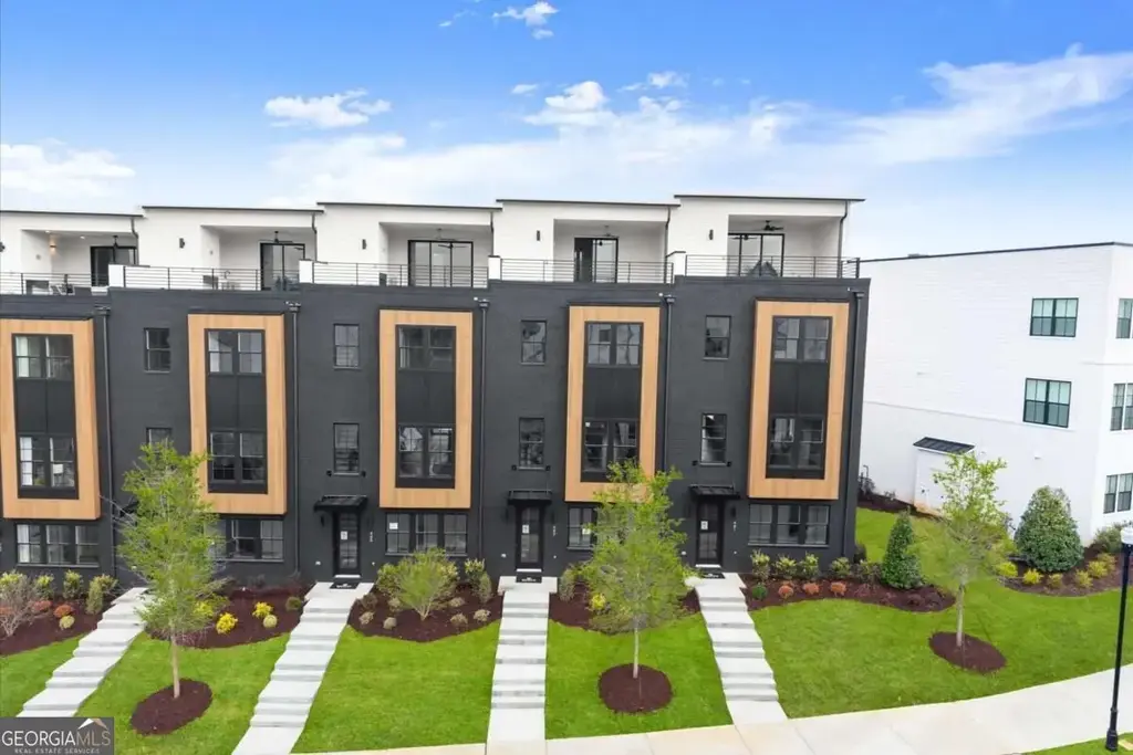 443 Mezzo Lane 94, Alpharetta