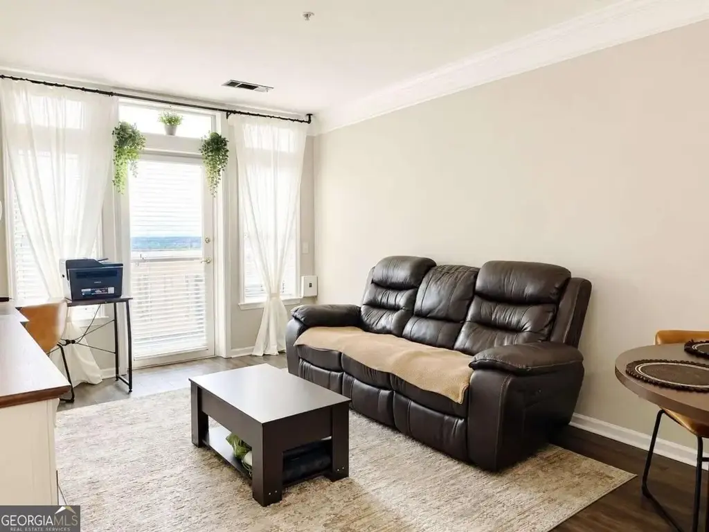 3334 Peachtree Road Ne 1505, Atlanta