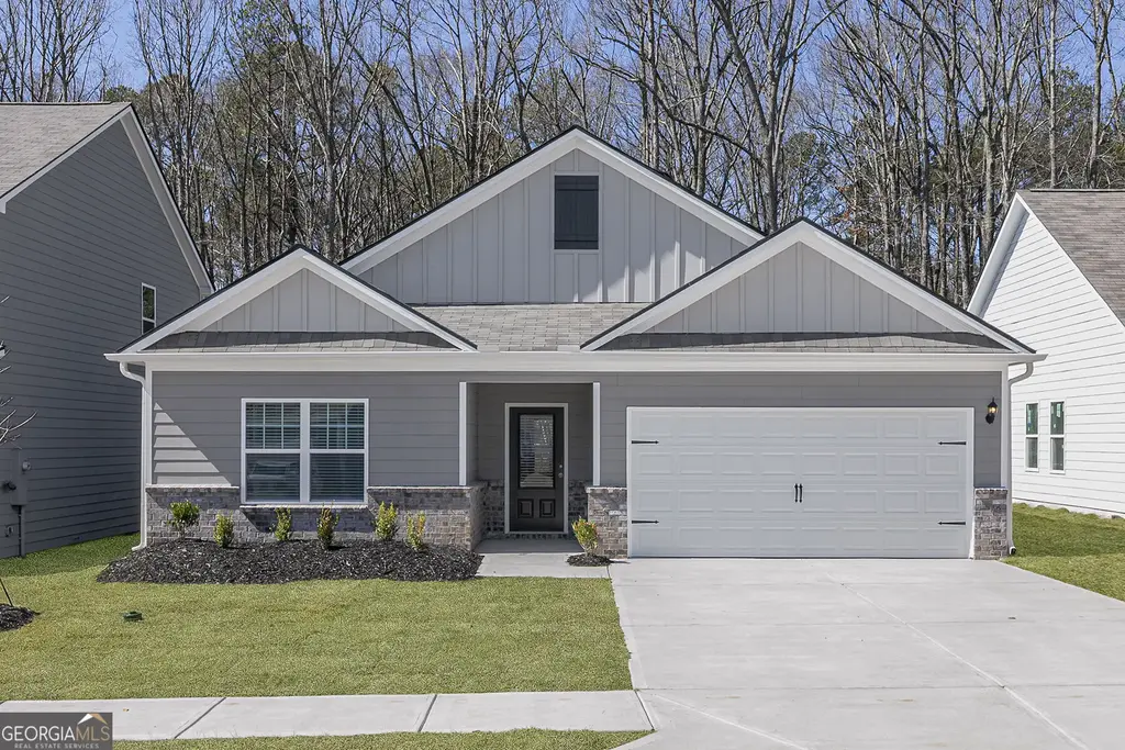 129 Howell Drive, Villa Rica