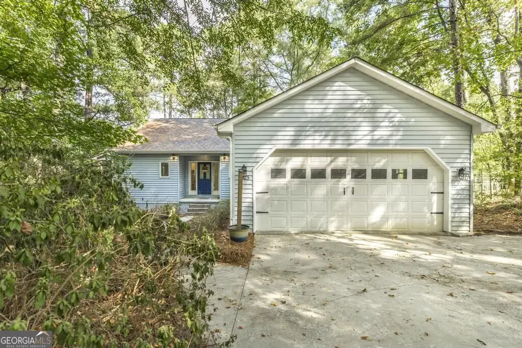 2203 Plantation Drive, Macon