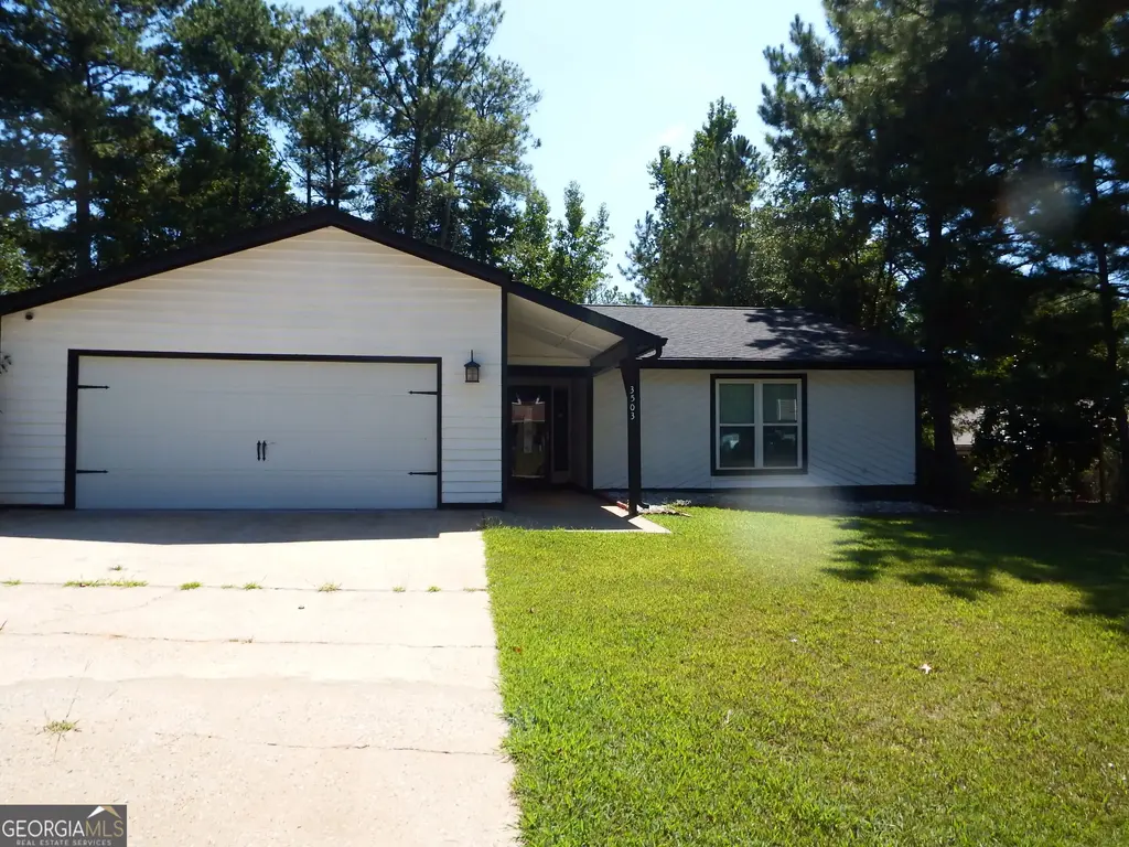 3503 Riverchase Knolls, Decatur