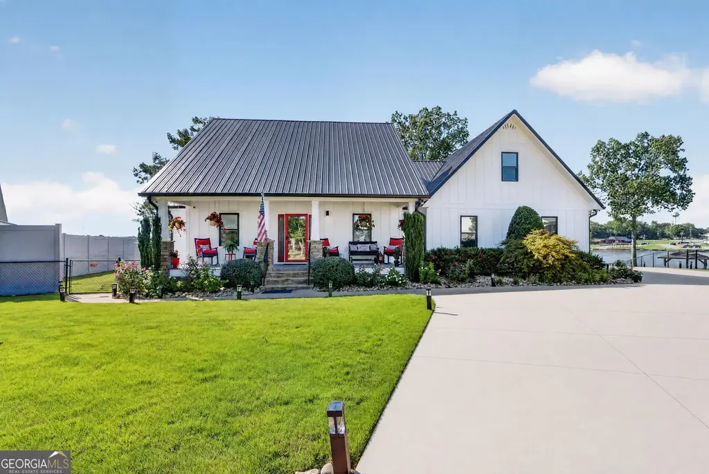 3465 River Pointe Dr, Cedar Bluff