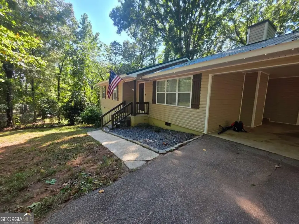 105 Heatherbrook Drive, Lagrange