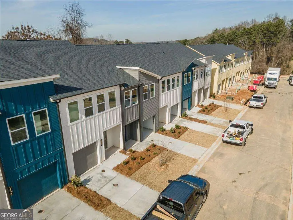 Photo of Listing #10849903