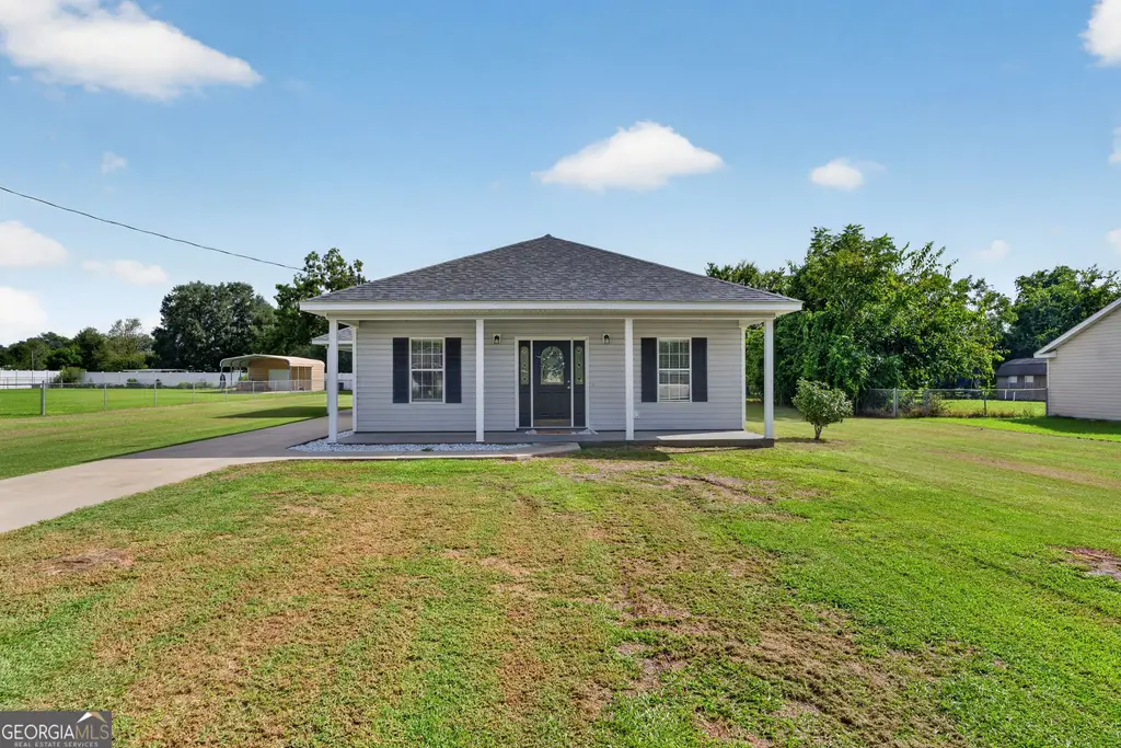4074 Meadow Circle, Blackshear