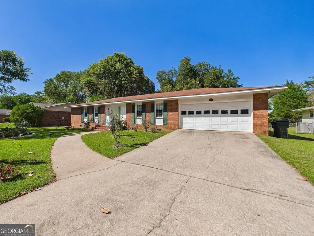 118 Avalon Drive, Warner Robins