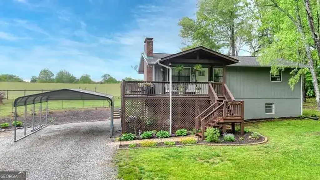455 Forest Circle, Blairsville
