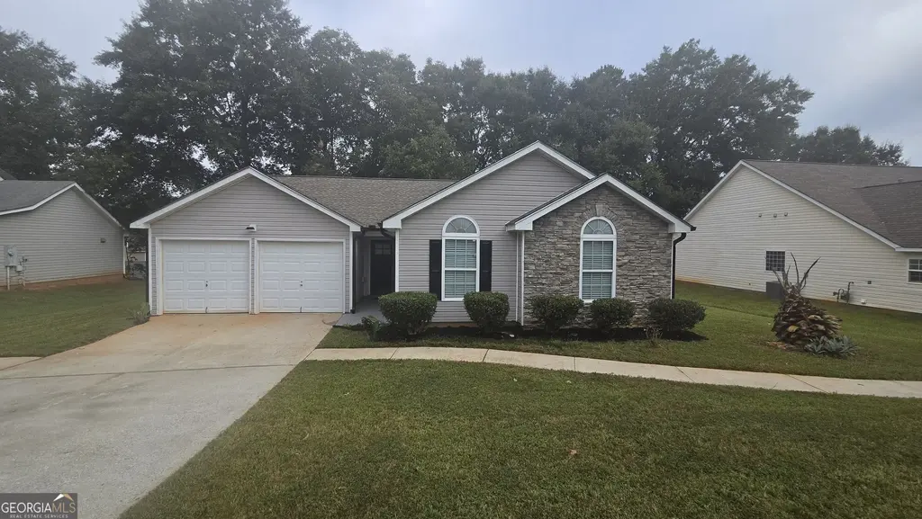 208 Nadia Court, Locust Grove