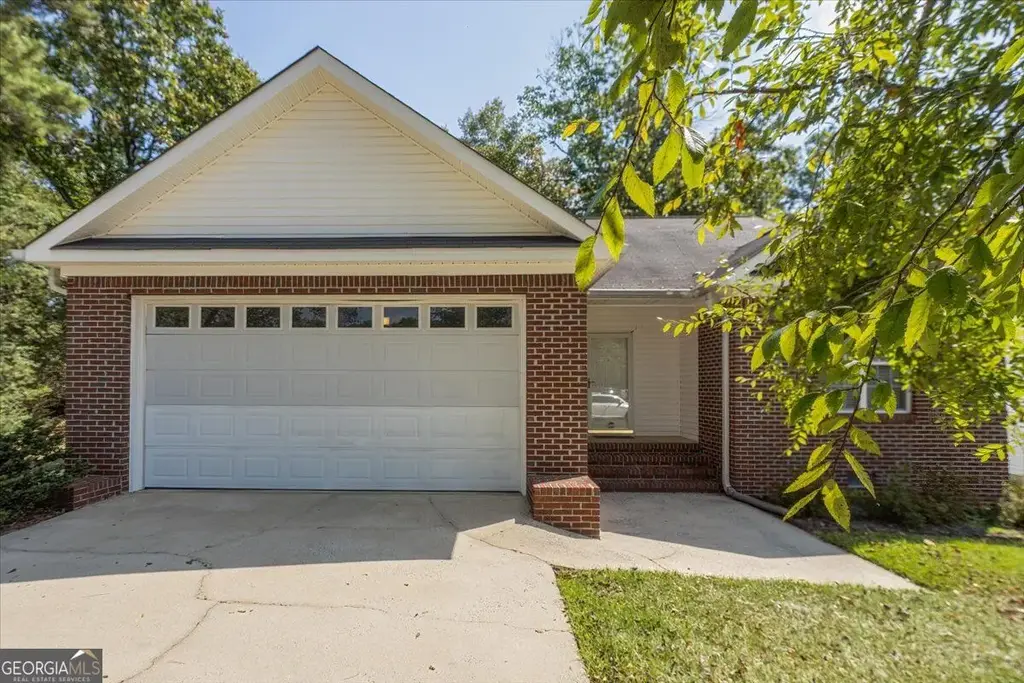 617 Brooks Street, Macon