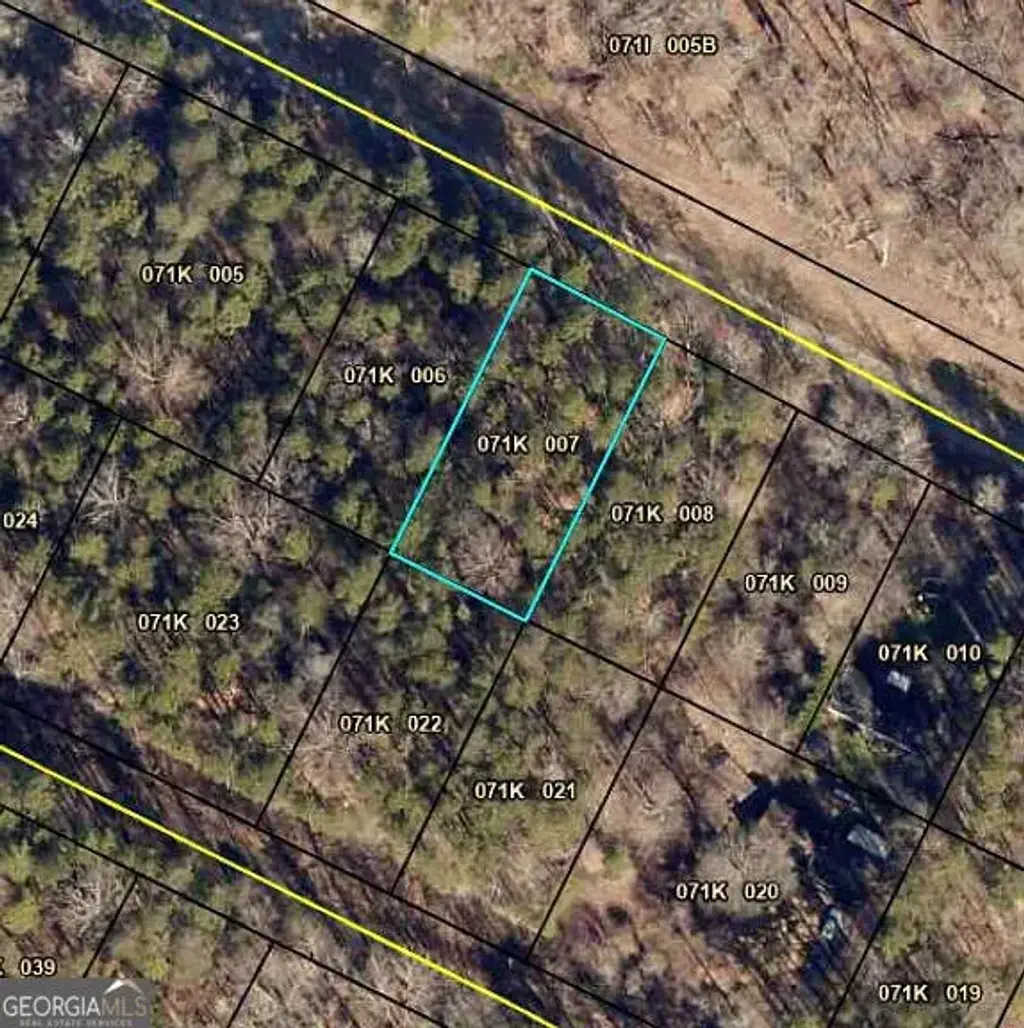 702 N Holcomb Drive, Martin