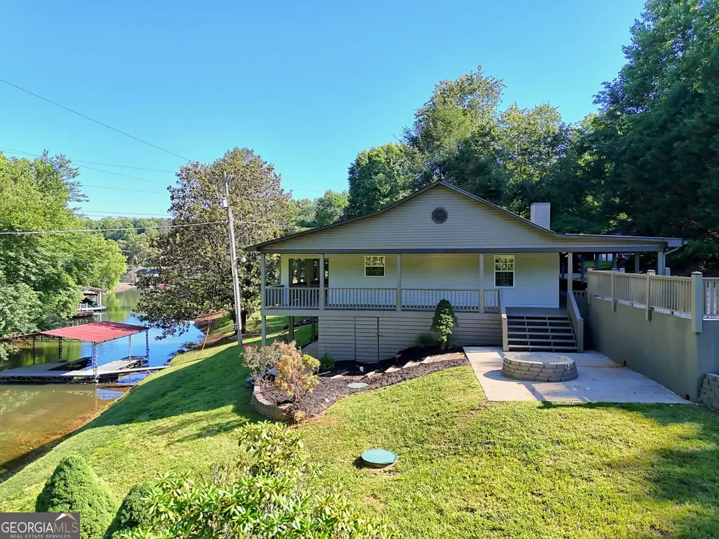 1105 Henson Drive, Hiawassee