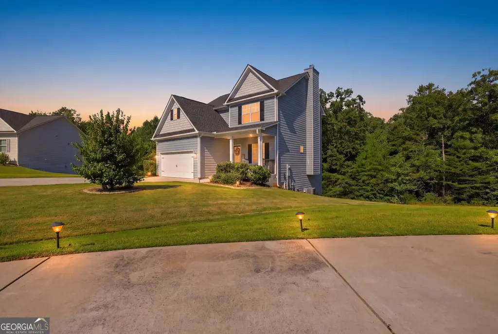 617 Huntington Lane, Cornelia