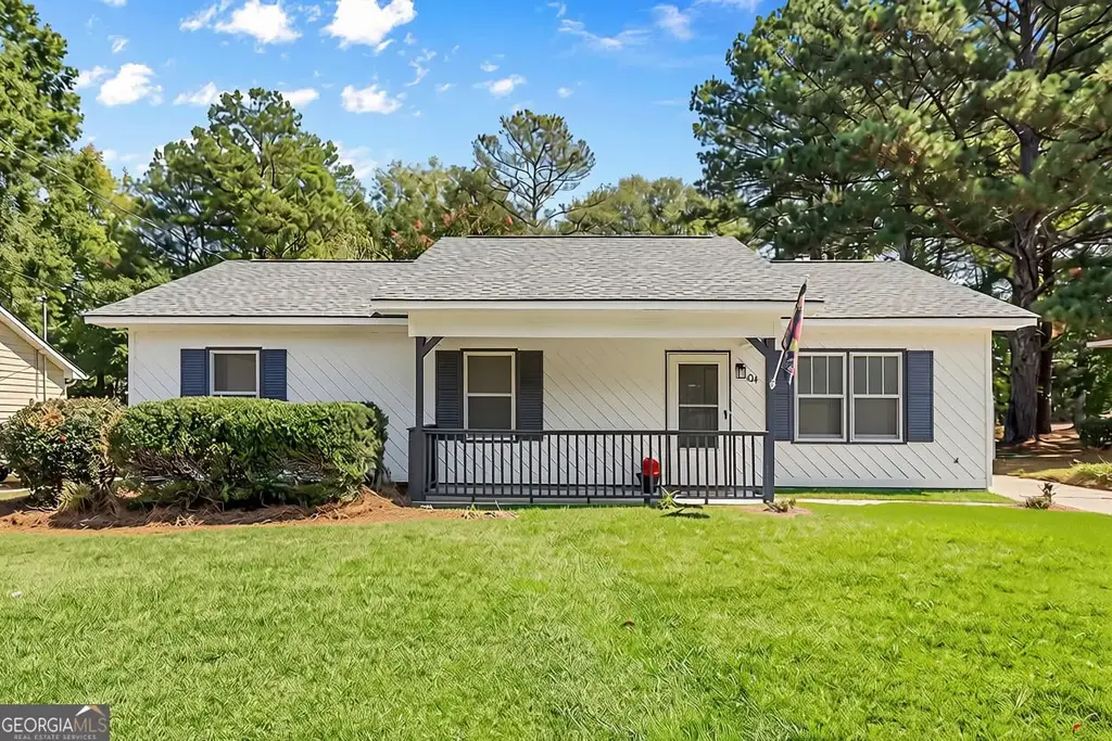 104 Martin Luther King Jr Court, Lagrange
