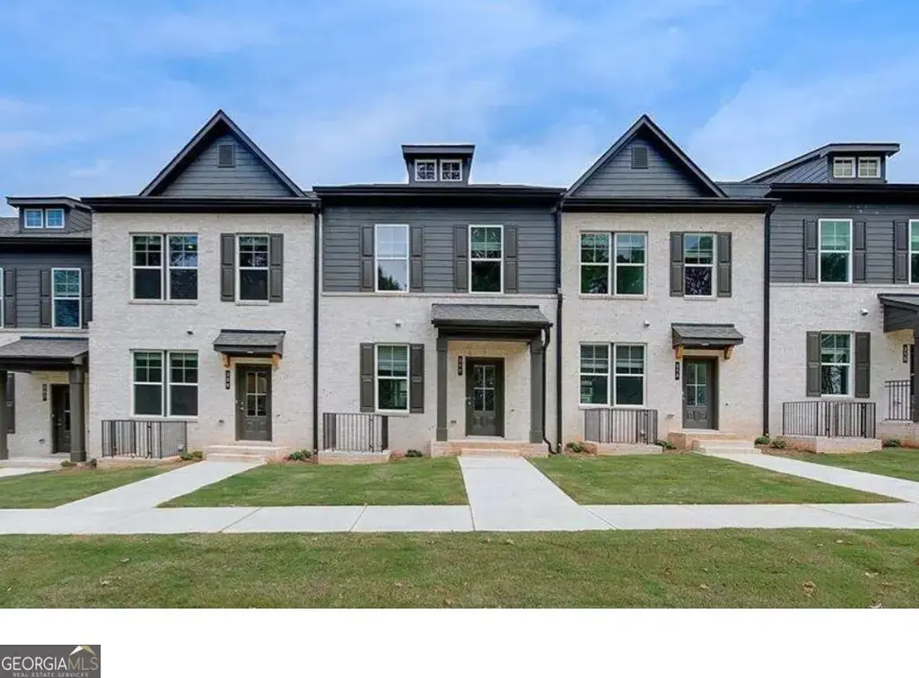 311 Daybreak Lane, Newnan