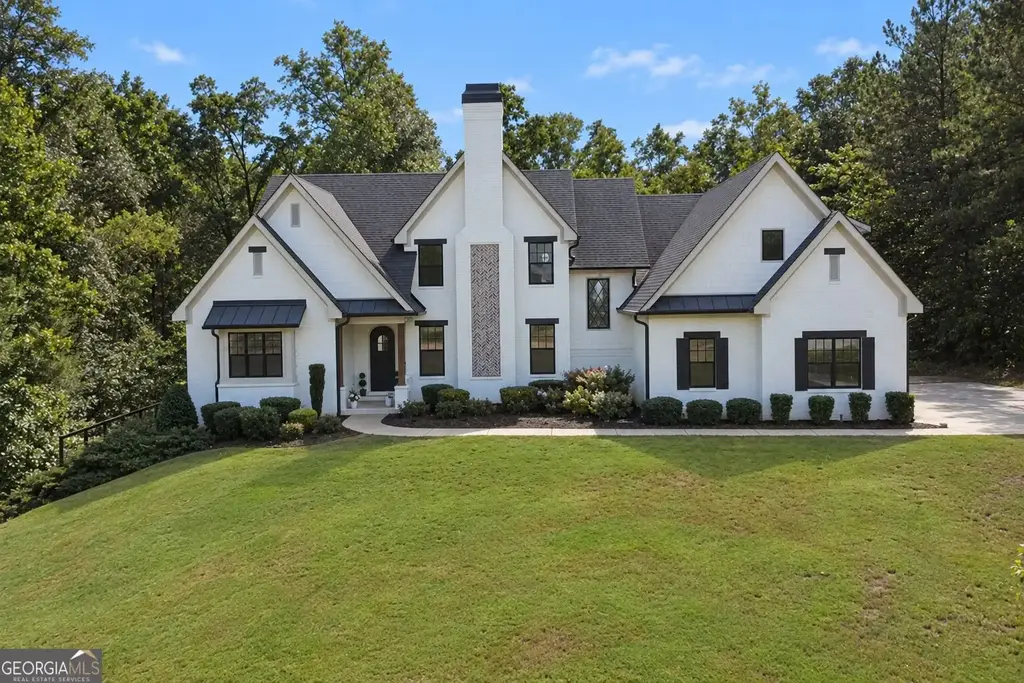 105 Heights Avenue, Forsyth
