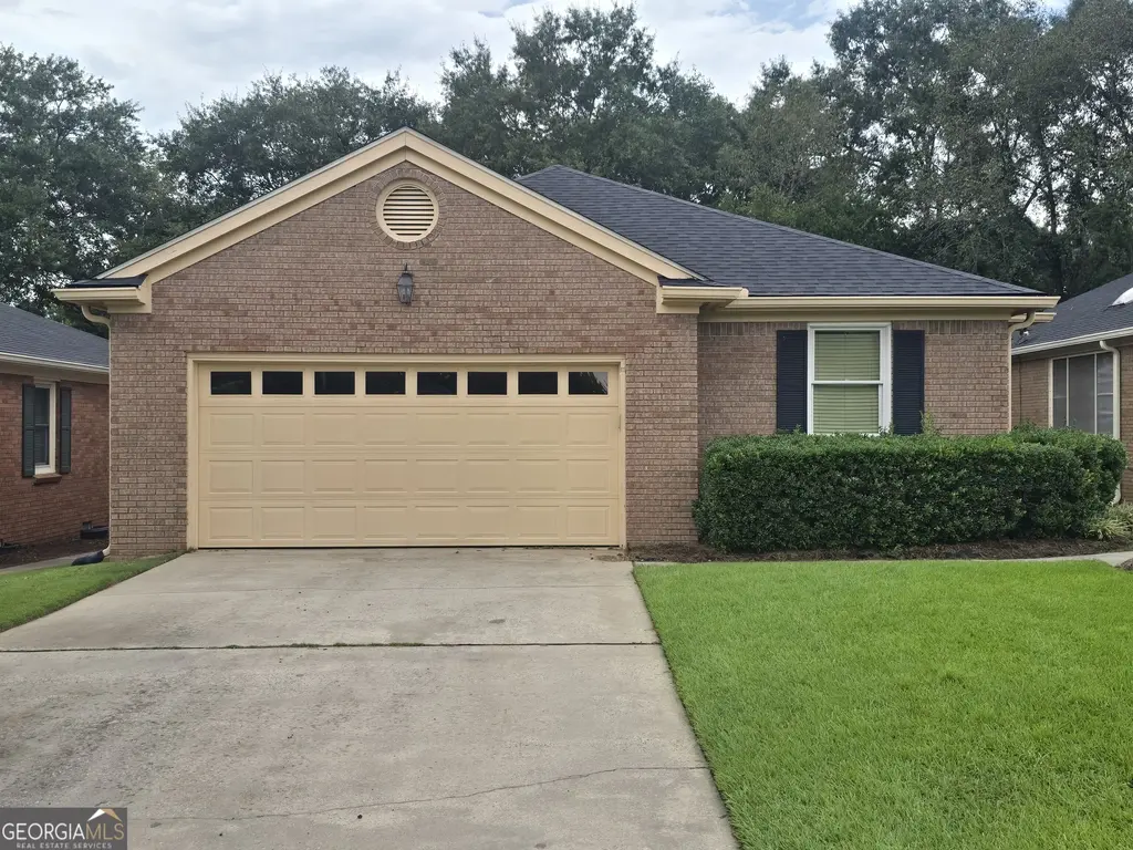 206 Echo Lane, Warner Robins