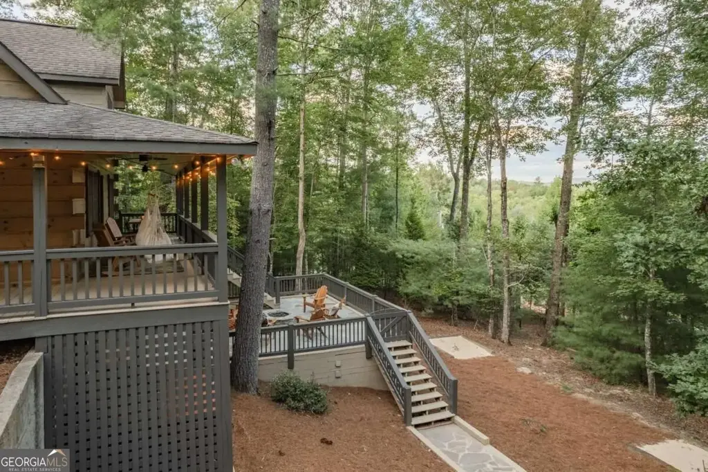 140 Black Oaks Road, Cherry Log