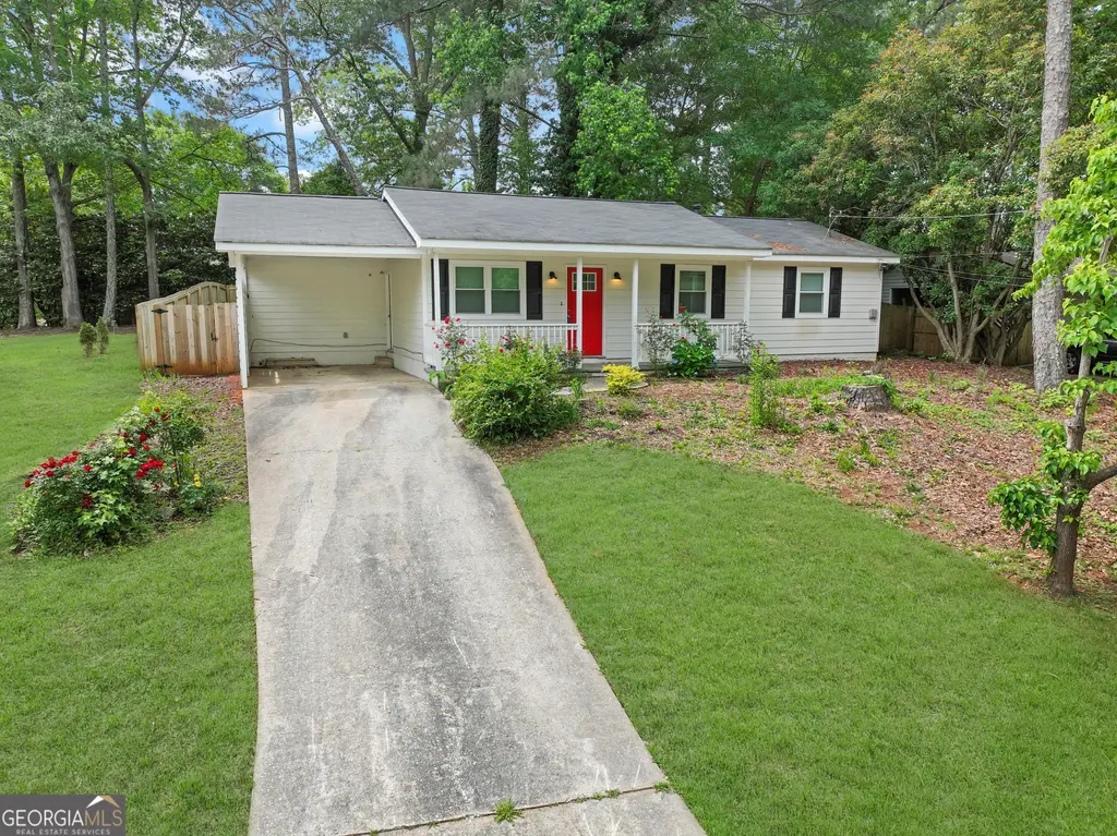 675 Lakeridge Drive, Conyers
