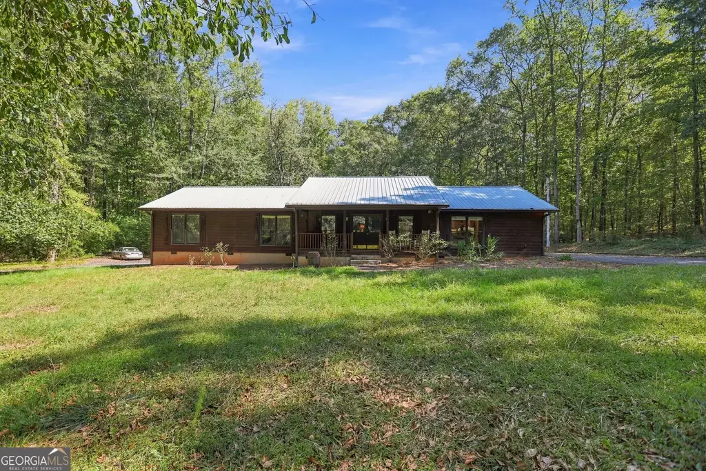 200 Grayson Trail, Hogansville