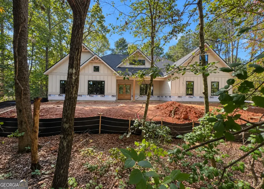 248 Abbington Way, Clarkesville