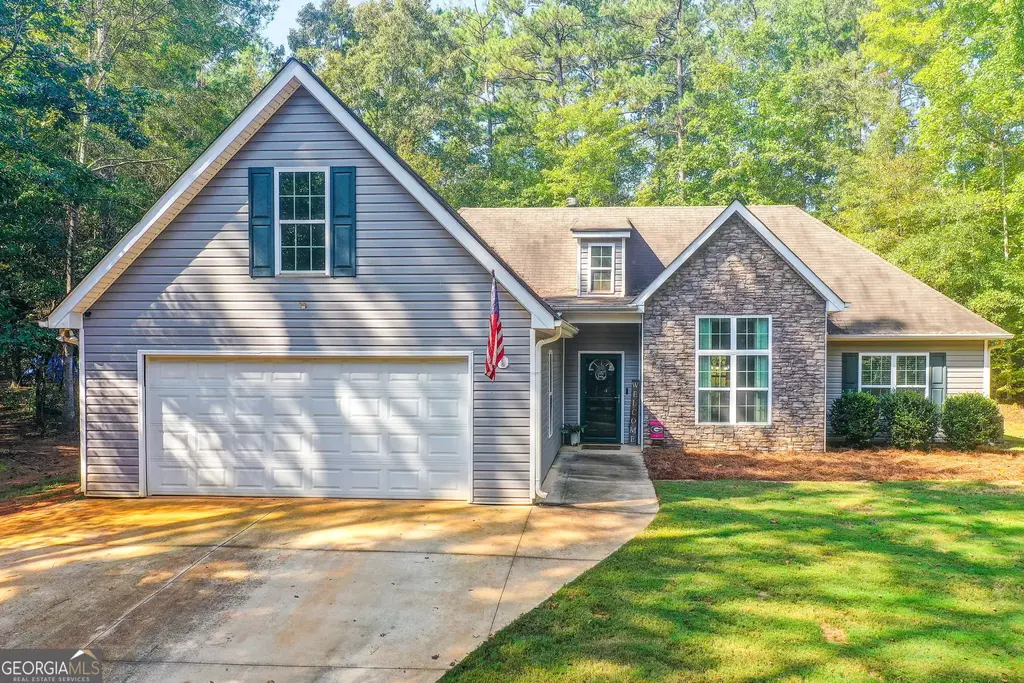 190 Pebble Creek Drive, Covington