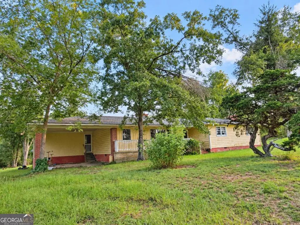 709 Bob Sharpe Rd, Vidalia