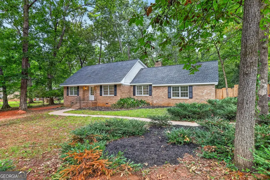 255 Cedar Creek Drive, Athens