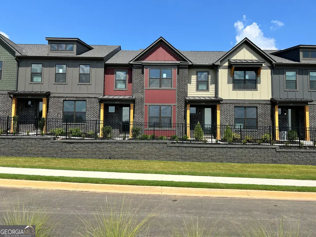259 Barracks Way 876, Hoschton