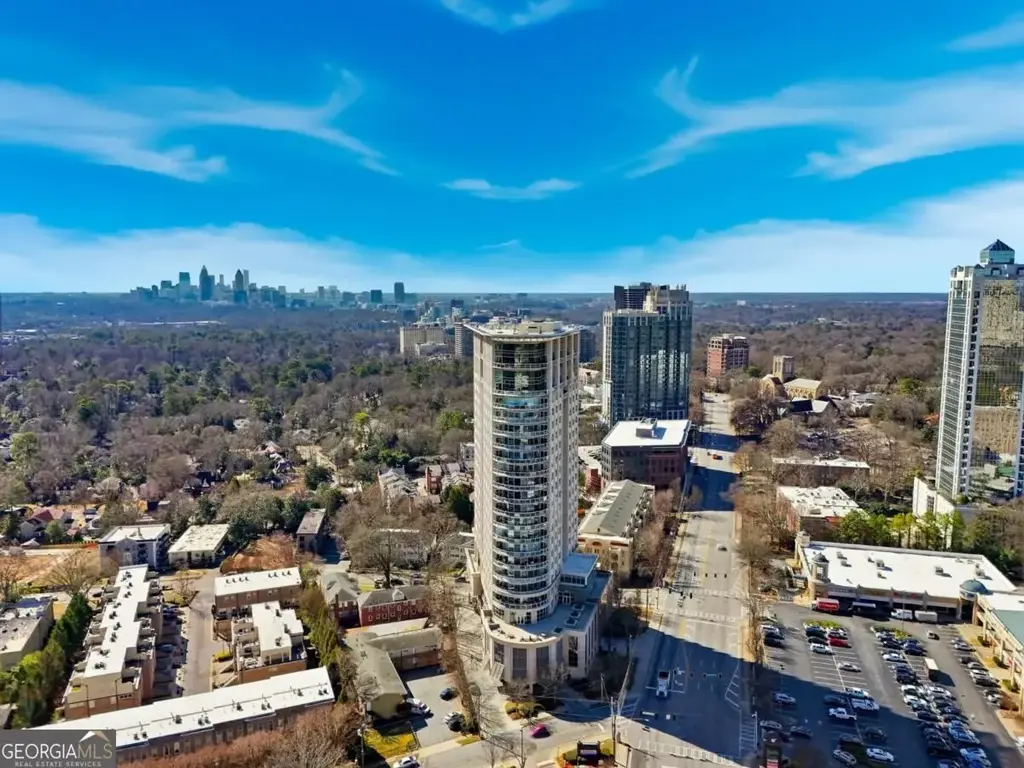2881 Peachtree Road Ne 902, Atlanta