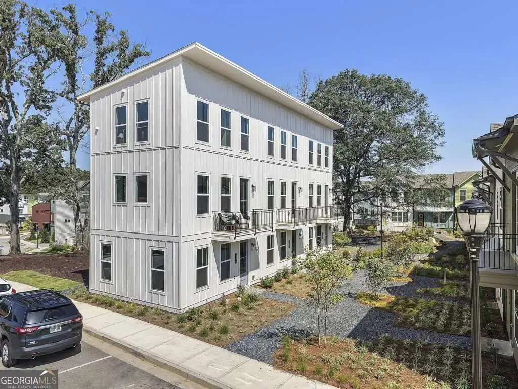 498 Burroughs Street Se 323, Atlanta