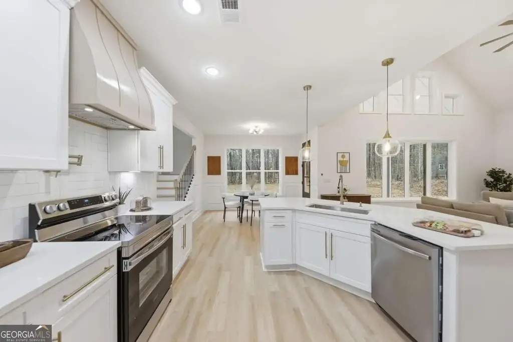 370 Harbour Shores Drive, Jackson