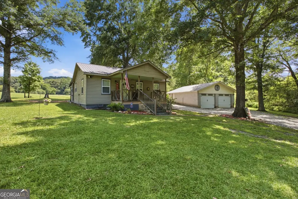 525 Amys Creek Road, Clarkesville