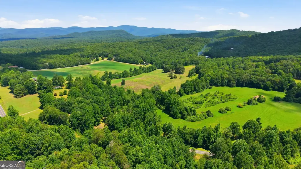 Amys Creek 12 Ac Road, Clarkesville