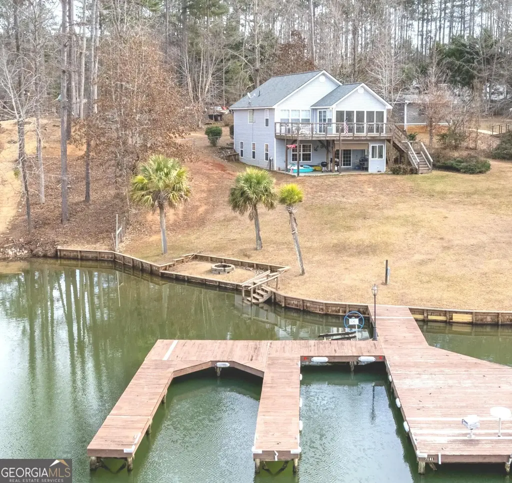 56 Sunglo Court, Sparta