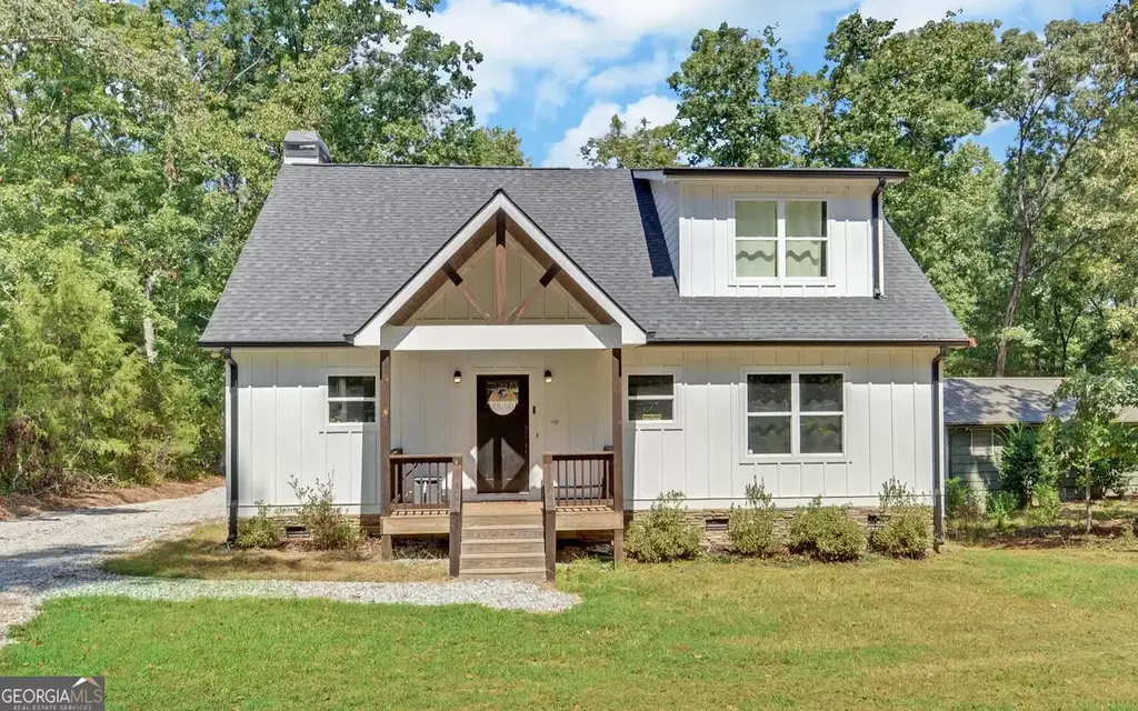 322 Paradise Point Road, Hartwell