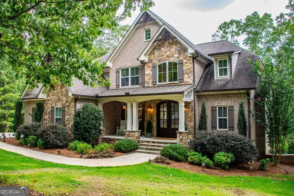 200 Cranston Court, Carrollton