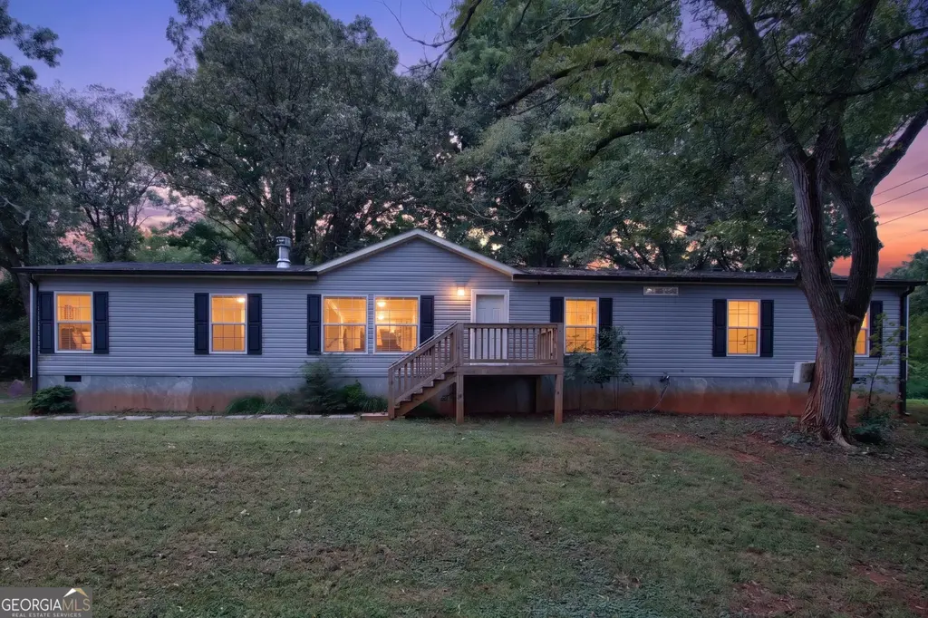 147 Ralph Garrison Road, Jefferson