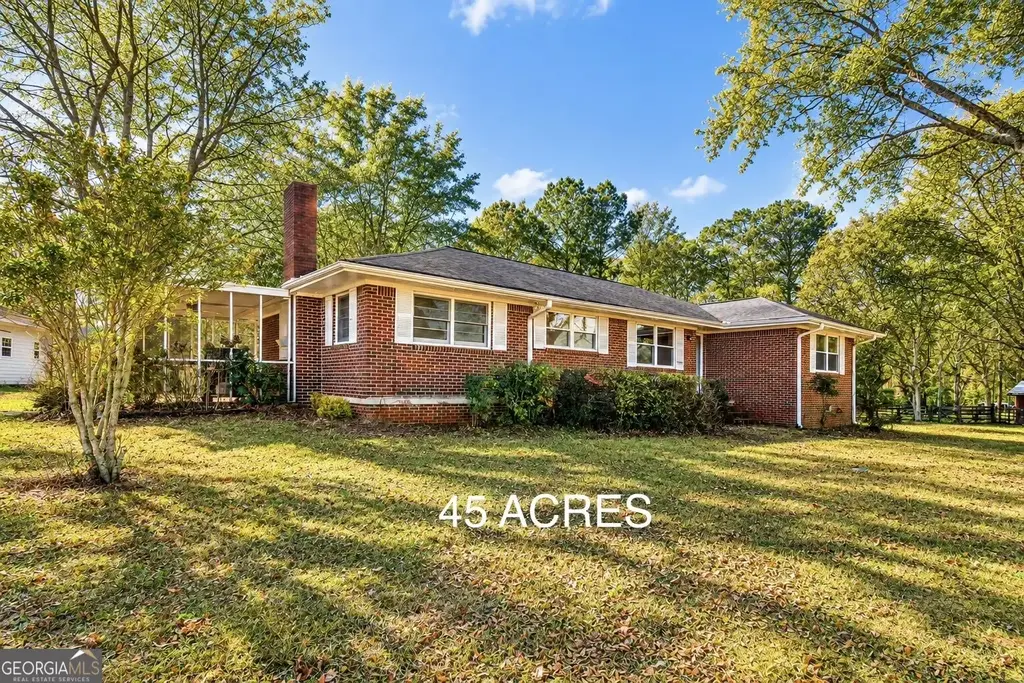 1921 Ne West Hightower Trail, Conyers