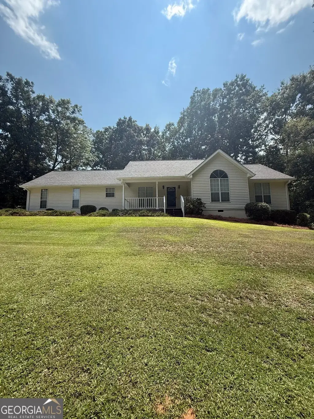 4402 Nub Garland Road, Toccoa