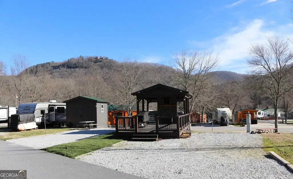579 River Vista Drive, Dillard
