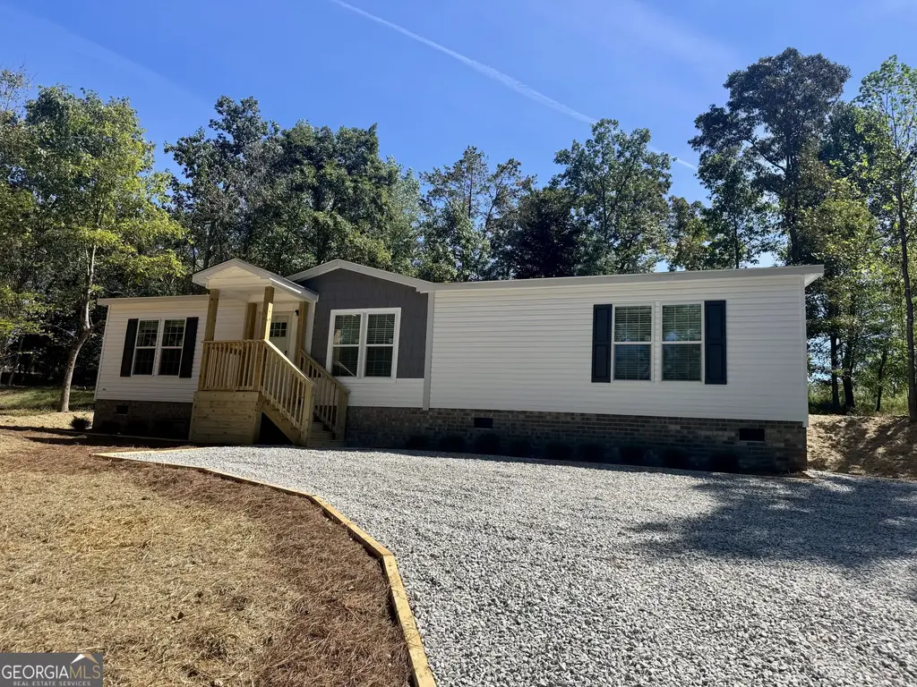 1064 Garner Road, Cornelia