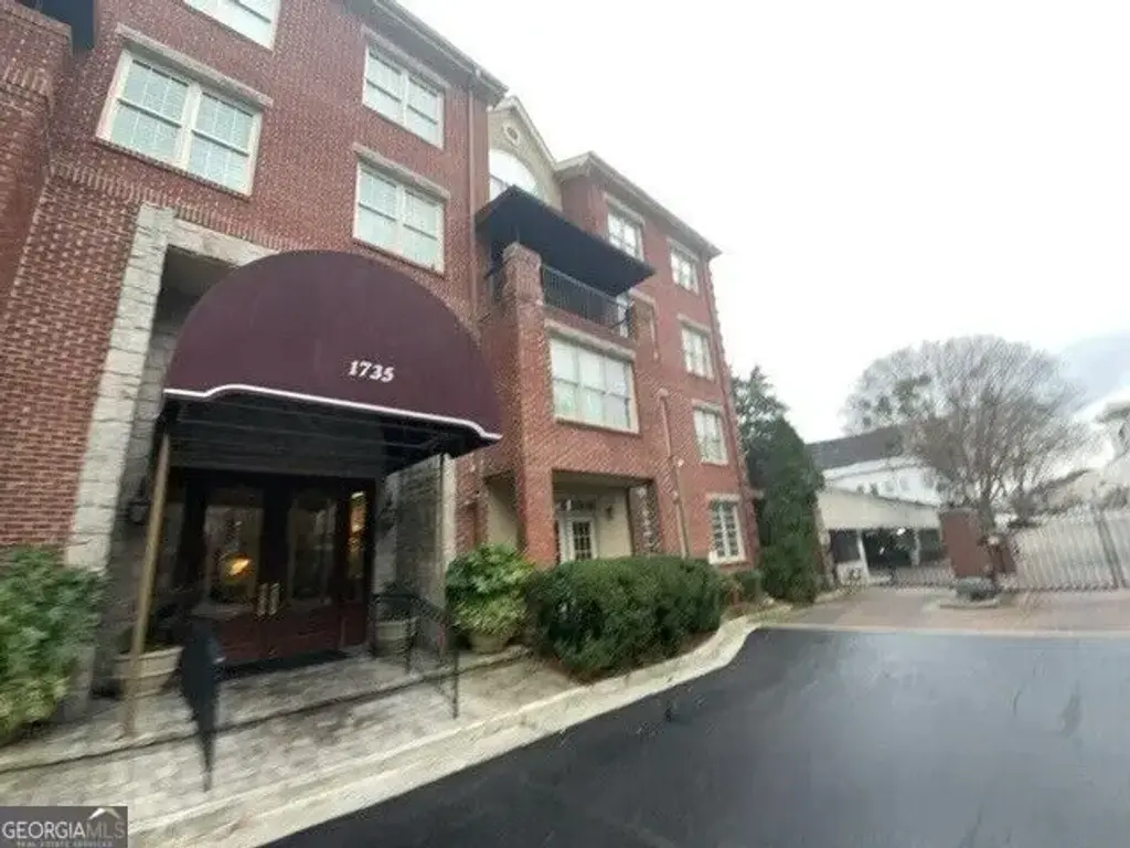 1735 Peachtree Street 212, Atlanta