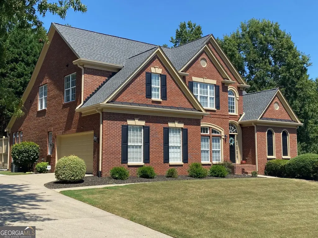 321 Bournemouth Drive, Suwanee