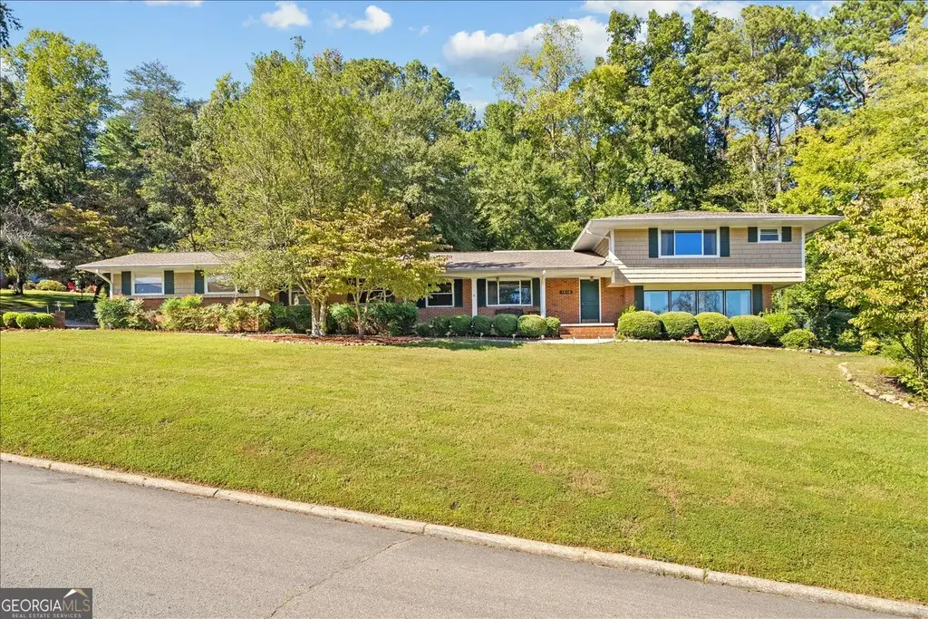 1410 Sherwood Drive, Dalton