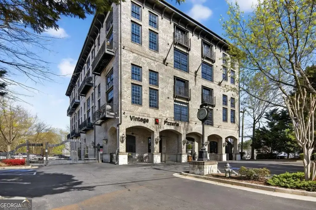 5434 Peachtree Road 117, Atlanta