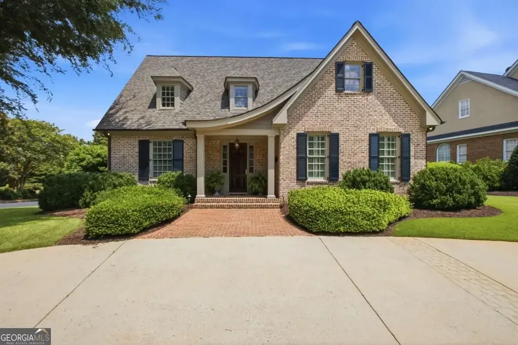 221 Hamilton Road, Athens