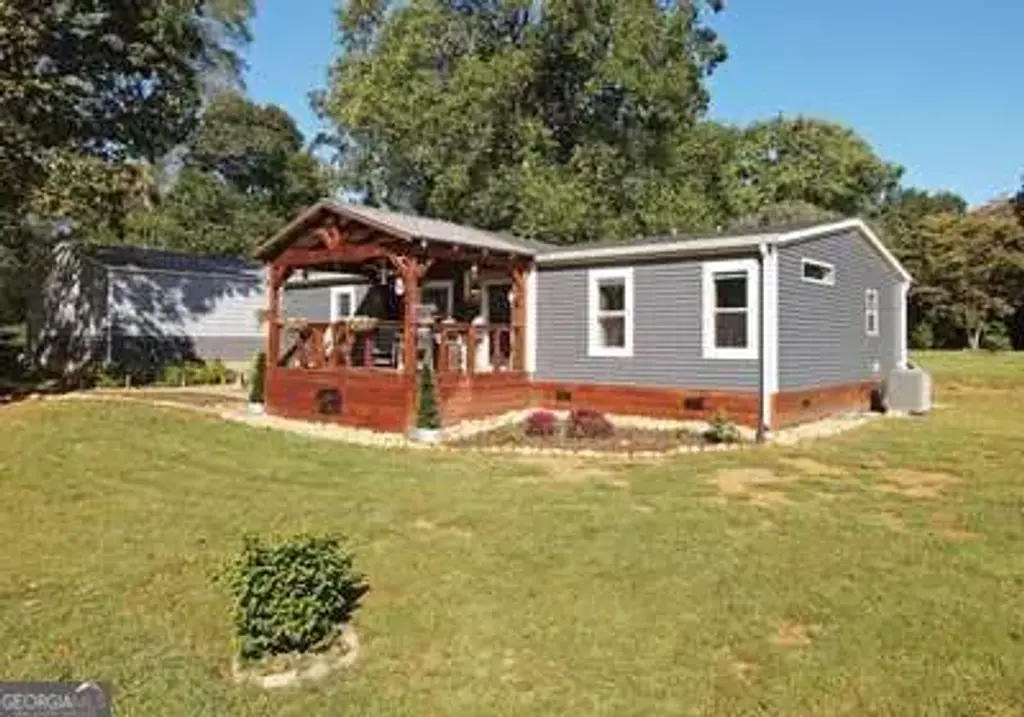 460 Holly Point Drive, Murphy