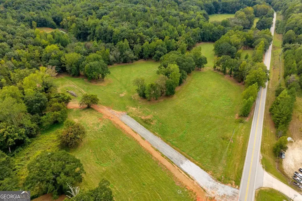 2104 Hwy 123, Toccoa